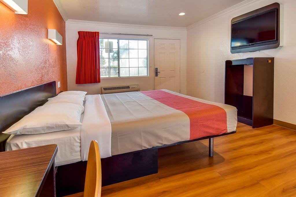 Motel 6 Garden Grove Luaran gambar