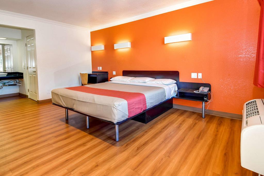 Motel 6 Garden Grove Luaran gambar