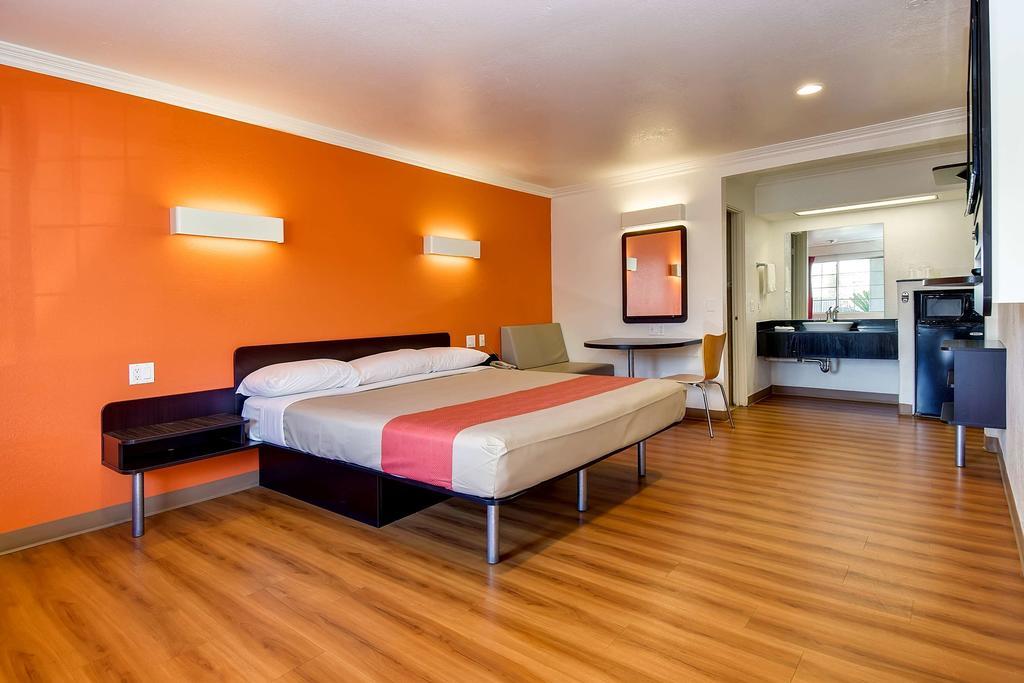 Motel 6 Garden Grove Luaran gambar