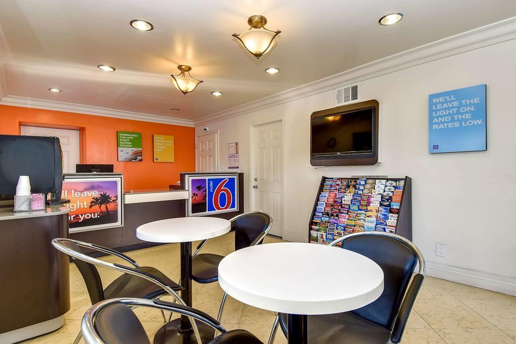Motel 6 Garden Grove Luaran gambar